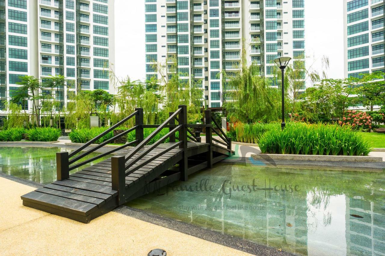 Nn Famille Guest House Pasir Gudang Luaran gambar