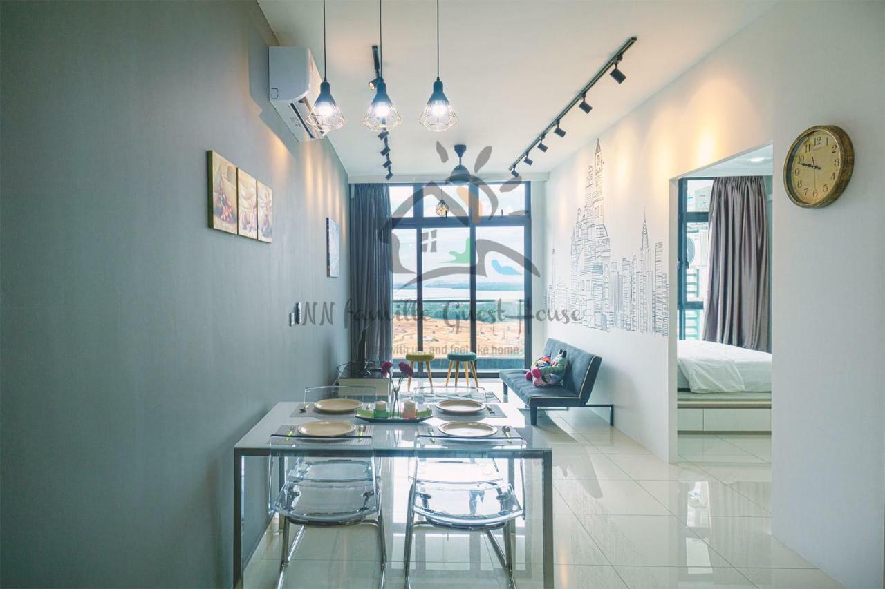 Nn Famille Guest House Pasir Gudang Luaran gambar